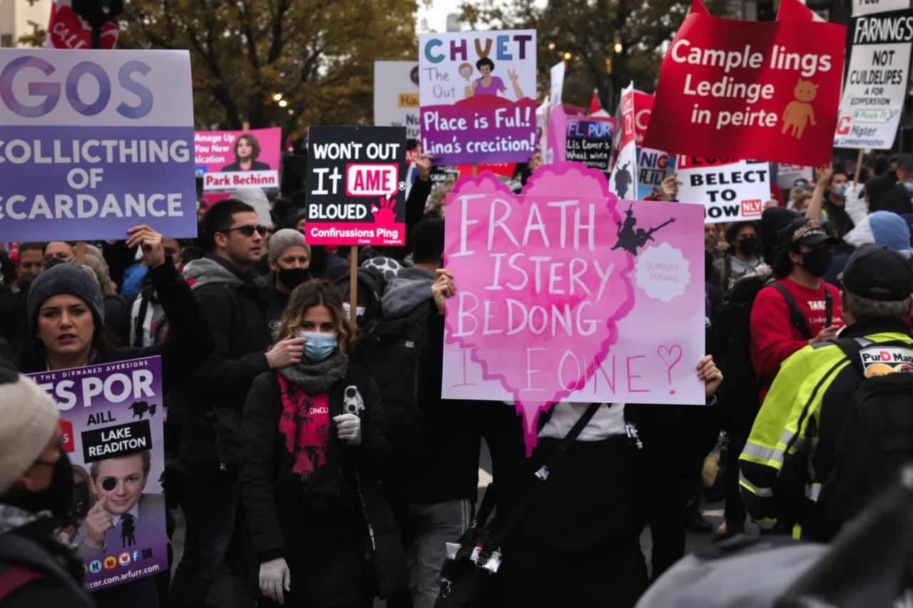 某知名品牌被曝虚假宣传，消费者集体维权索赔